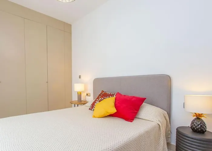 Atico Centrico, Jacuzzi Y Parking El Arenal