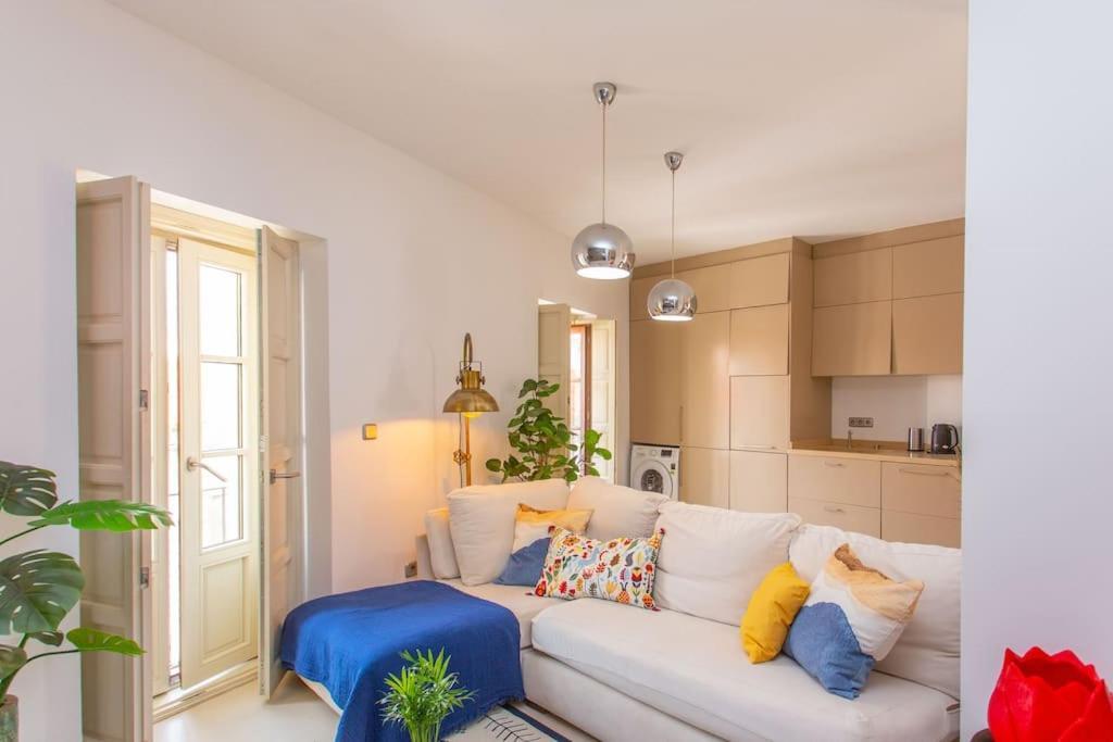 Apartment Atico El Arenal Con Parking