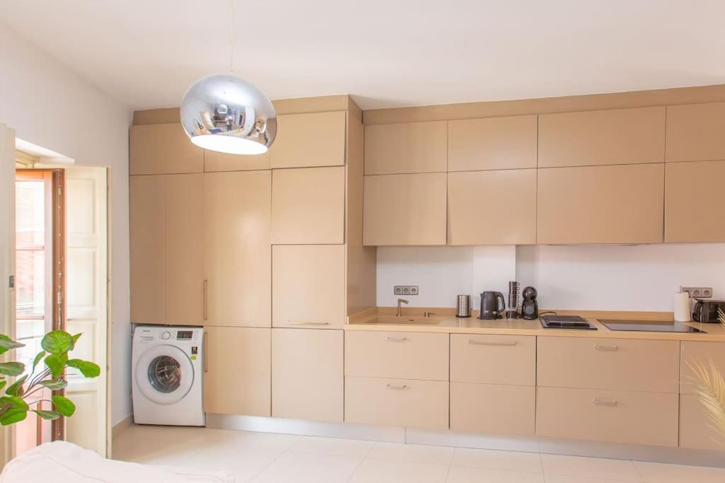 Atico El Arenal Con Parking Apartment *